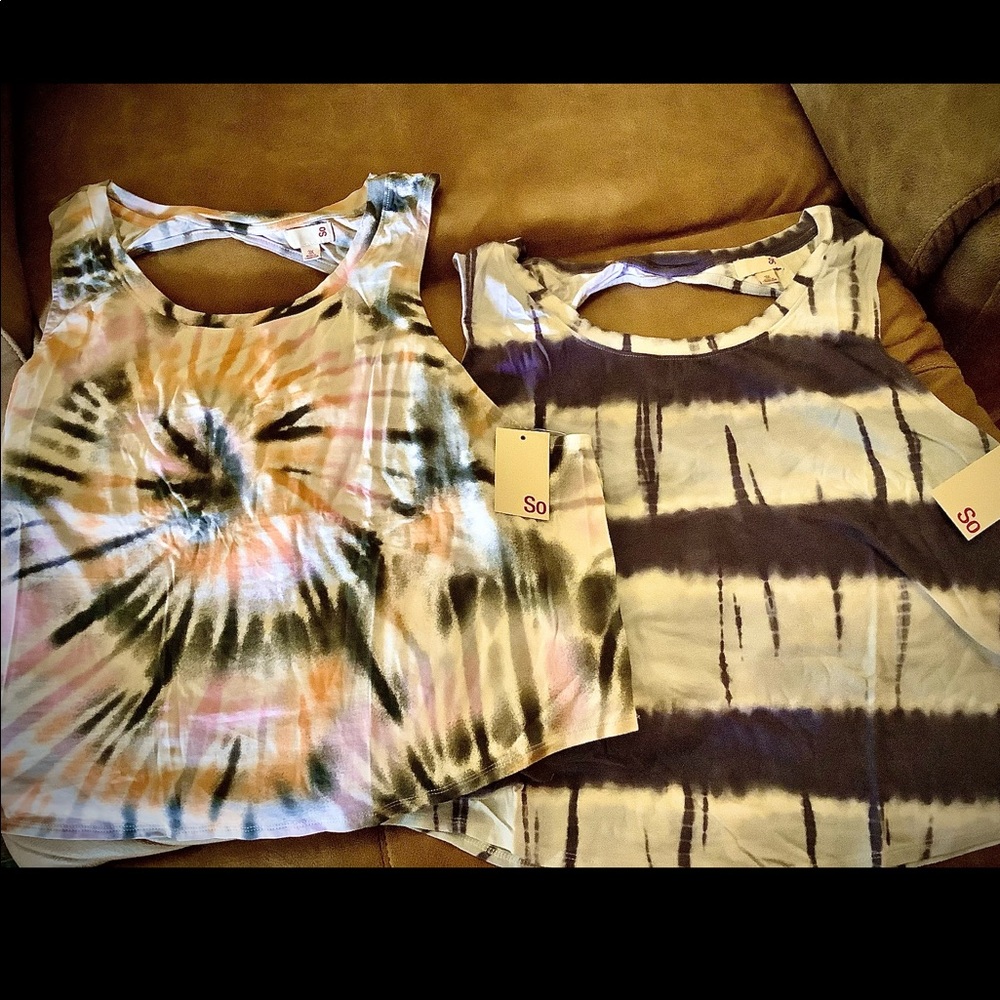 Two Juniors' Plus Size SO® Twist Back Muscle Tank Tops 3x